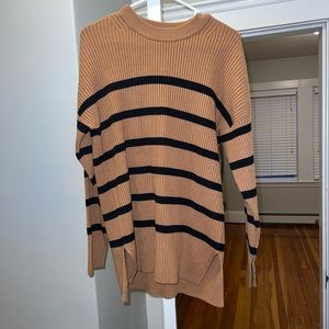 Size small (oversized fit)